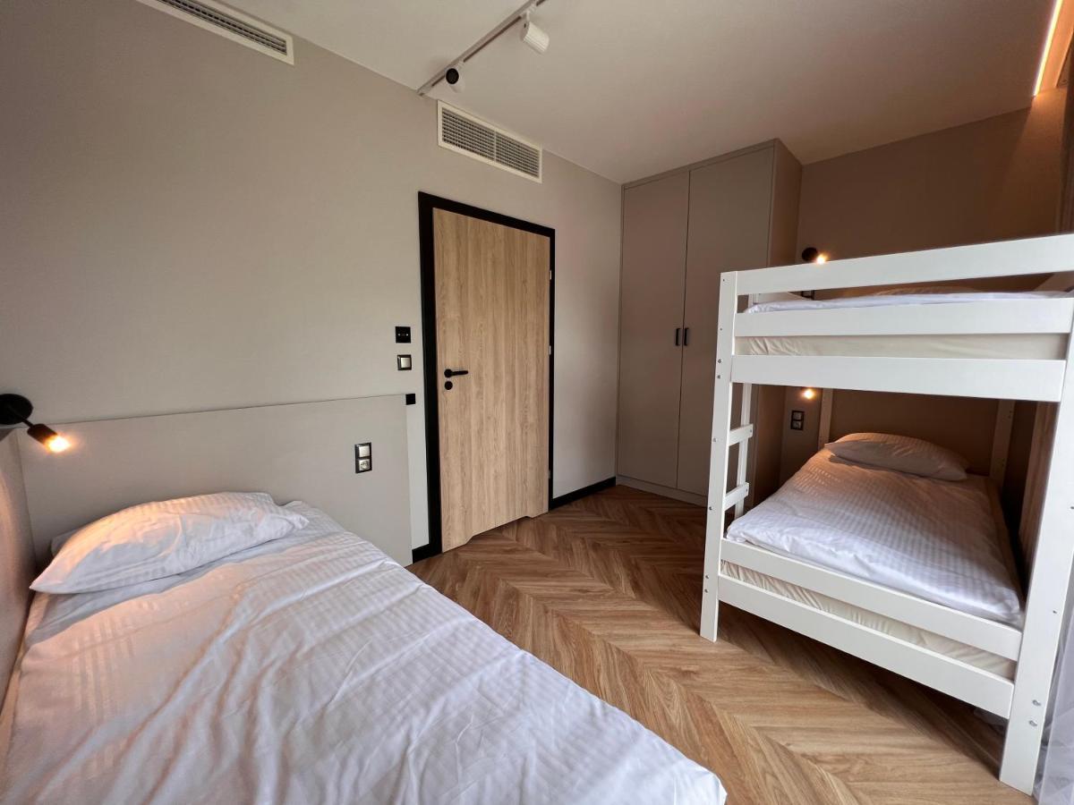 Resto Inn - Smart Apartamenty Blisko Energylandii Polwies Kültér fotó